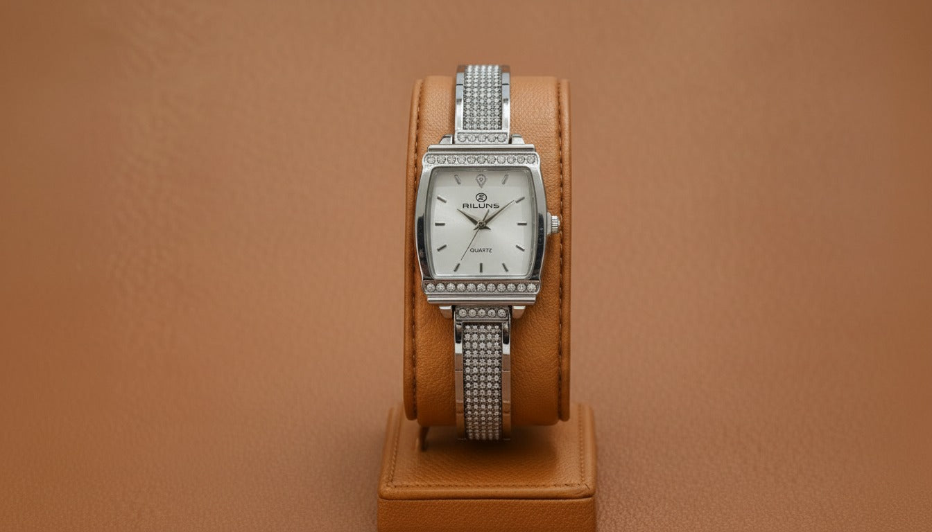 Riluns Quartz Silver Crystal Watch – Elegant Square Dial Diamond-Style Timepiece for Women