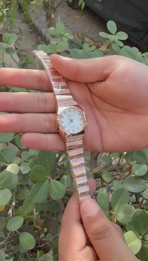 Kemio Quartz Diamond-Style Rose Gold Watch – Elegant Crystal Luxury Timepiece